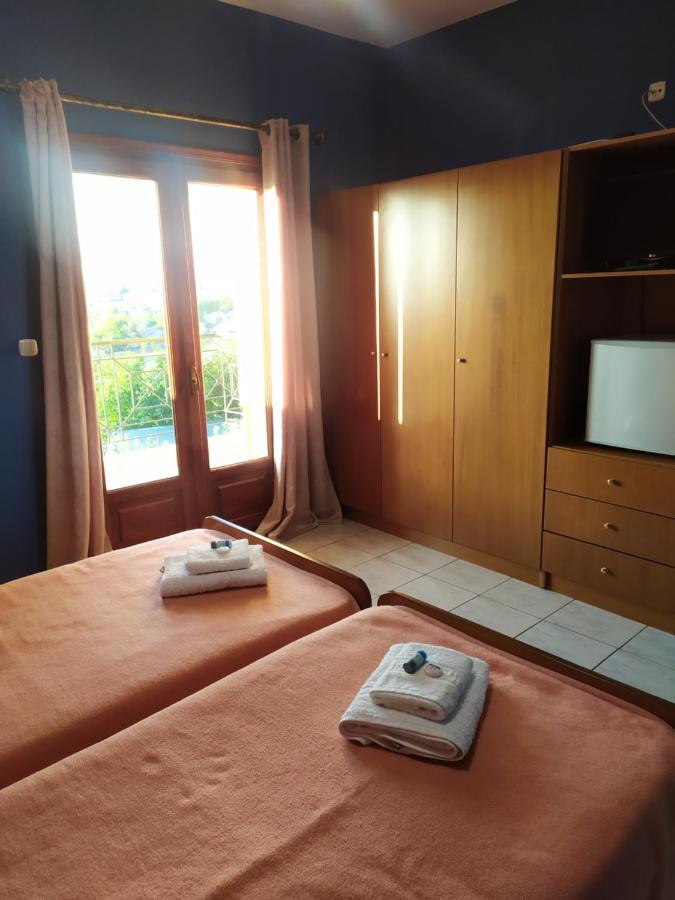 Smallhotel - Vevi Eksteriør billede
