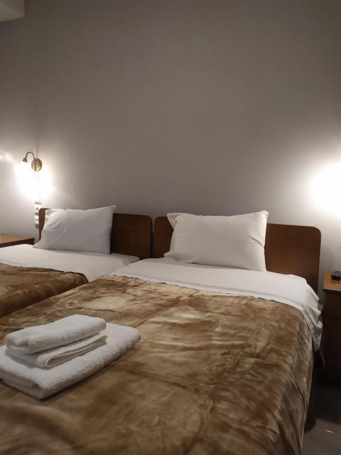 Smallhotel - Vevi Eksteriør billede
