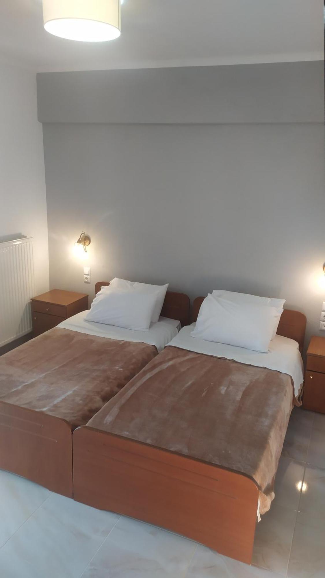 Smallhotel - Vevi Eksteriør billede